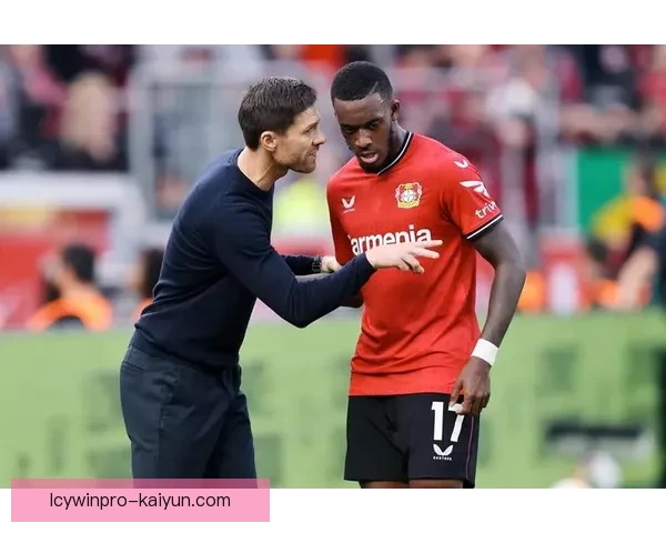 阿隆索退役后回顾拜仁生涯，辉煌时刻与难忘瞬间值得关注