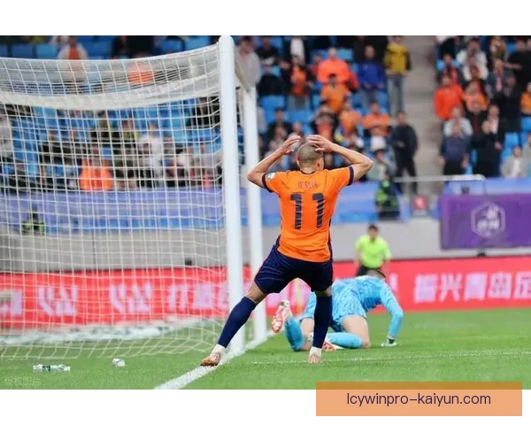 英超库扬表现稳健，继续在赛季中展现强大竞争力