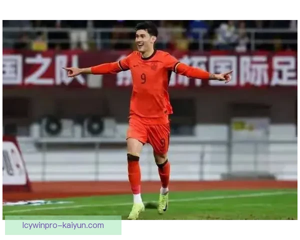 足球新星成绩持续提升，备受关注的年轻球员表现亮眼