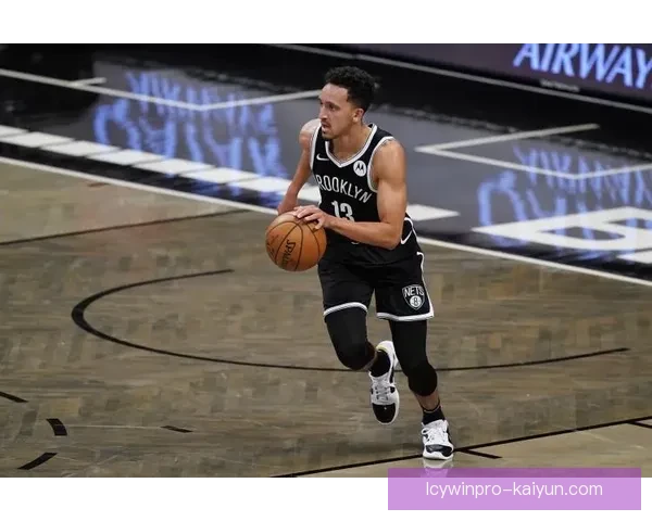 罗德里状态回暖，智慧与稳定结合成为球队中场核心